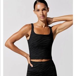 Carbon 38 Printed Ribbed Tank